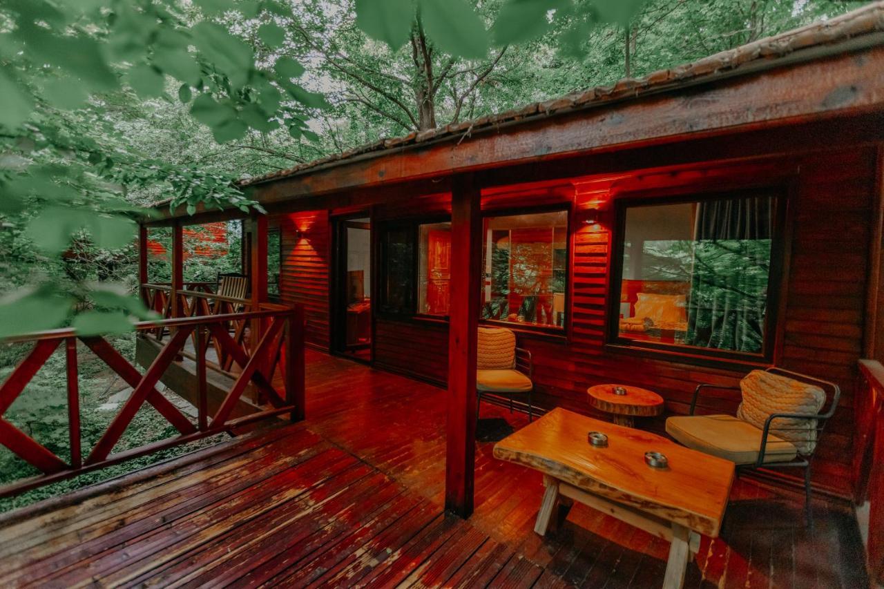 Hotel The Canyon And Restoran *